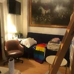 Room in Manhattan